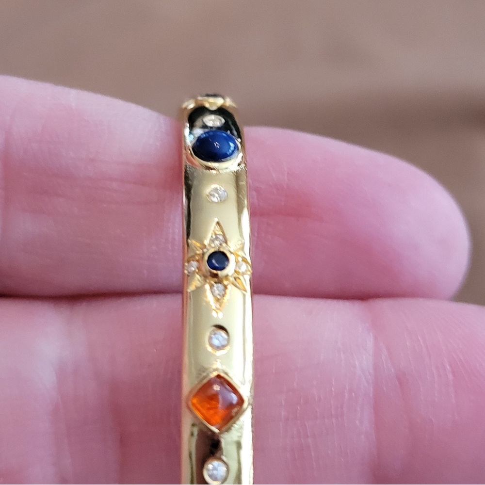 apm 18k Gemstone Bangle - Picture 5 of 9